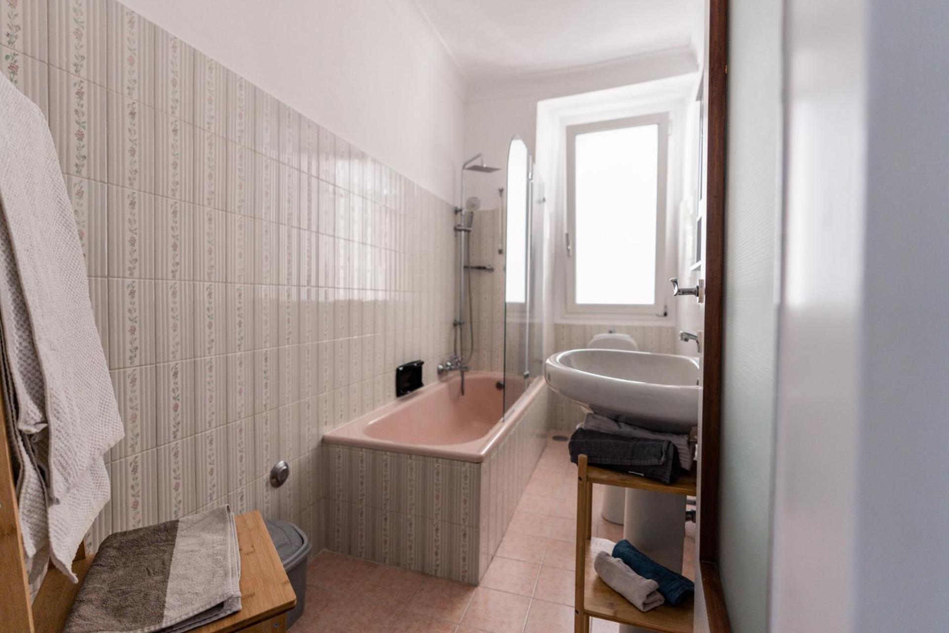 Dnart Holidays Home Blevio Εξωτερικό φωτογραφία